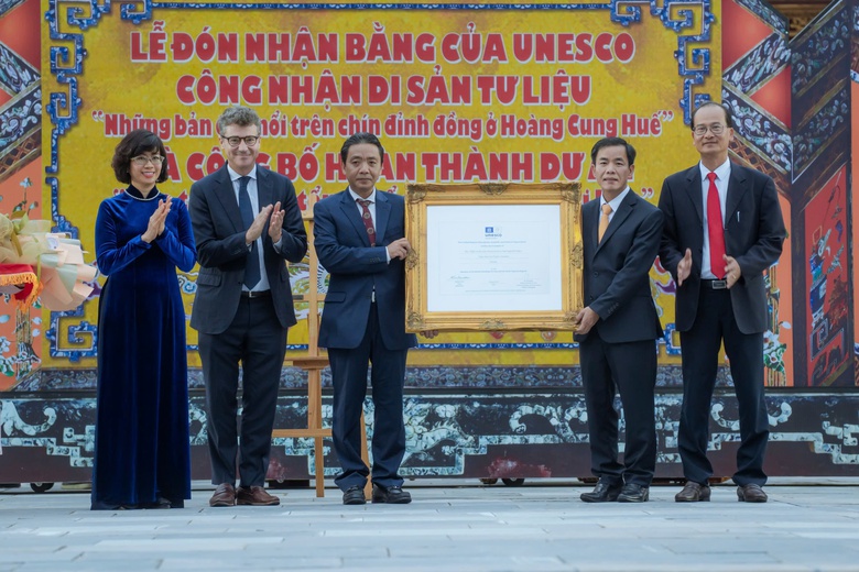 Đưa ng&ocirc;i điện đặt ngai v&agrave;ng vua triều Nguyễn v&agrave;o phục vụ tham quan sau 3 năm tr&ugrave;ng tu- Ảnh 8.