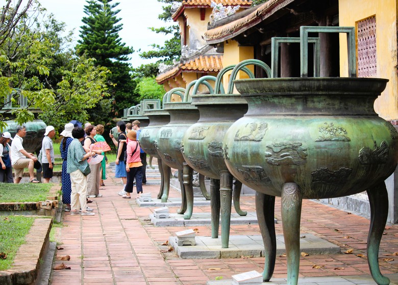 Đưa ng&ocirc;i điện đặt ngai v&agrave;ng vua triều Nguyễn v&agrave;o phục vụ tham quan sau 3 năm tr&ugrave;ng tu- Ảnh 6.