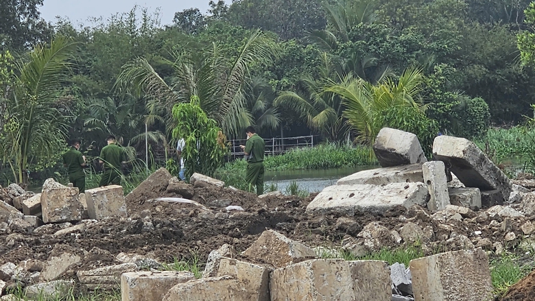 Điều tra vụ người đ&agrave;n &ocirc;ng tử vong bất thường tr&ecirc;n s&ocirc;ng ở TP.HCM- Ảnh 1.