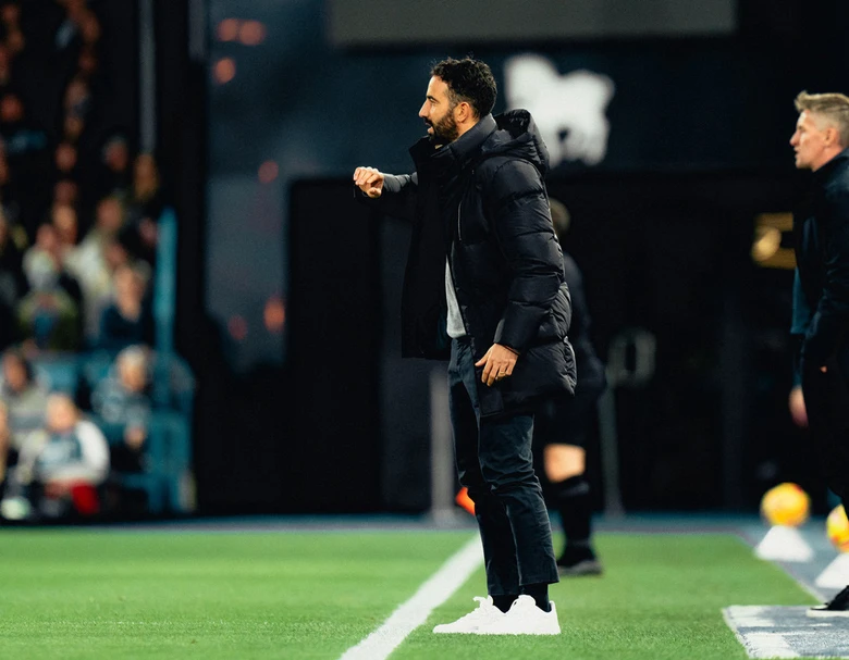 "Pep Guardiola mới" đi v&agrave;o lịch sử trong ng&agrave;y MU chia điểm với t&acirc;n binh Ngoại hạng Anh- Ảnh 1.