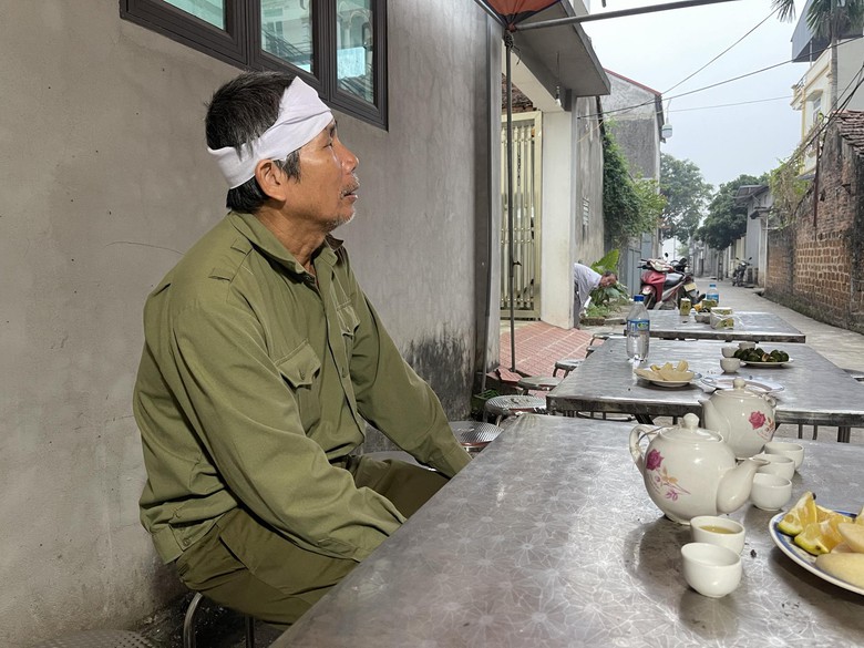 Quặn đau nh&agrave; mất 4 người v&igrave; xe m&aacute;y lao xuống mương nước- Ảnh 1.