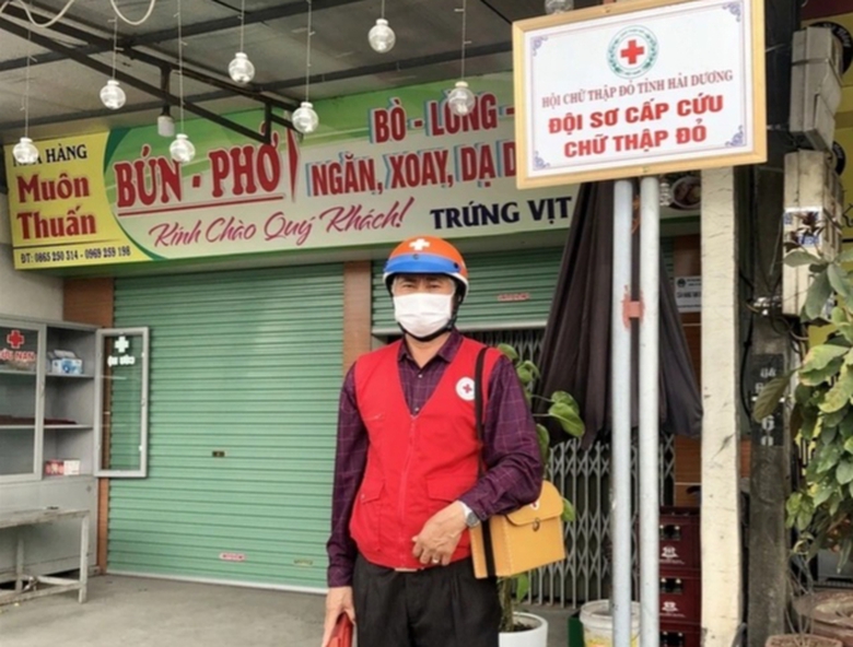 &Ocirc;ng l&atilde;o hơn 30 năm t&igrave;nh nguyện cứu người tr&ecirc;n quốc lộ 5- Ảnh 3.