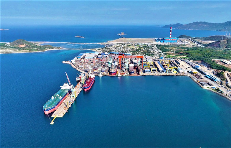 HD Hyundai Việt Nam đóng mới 2 tàu chở dầu dùng năng lượng gió- Ảnh 3. HD Hyundai Việt Nam đóng mới 2 tàu chở dầu dùng năng lượng gió- Ảnh 3.