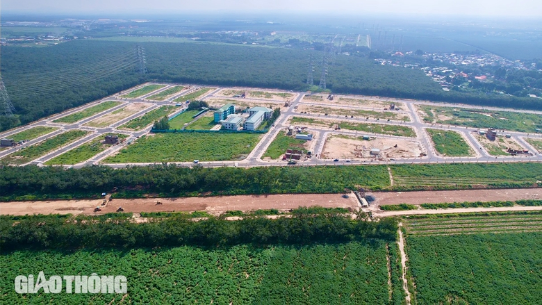 Hai huyện nhường đất tái định cư cho người dân Biên Hòa giao đất làm cao tốc- Ảnh 2. Hai huyện nhường đất tái định cư cho người dân Biên Hòa giao đất làm cao tốc- Ảnh 2.