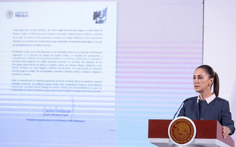 Tổng thống Mexico cảnh b&aacute;o kịch bản nghi&ecirc;m trọng nếu &ocirc;ng Trump &aacute;p thuế cao