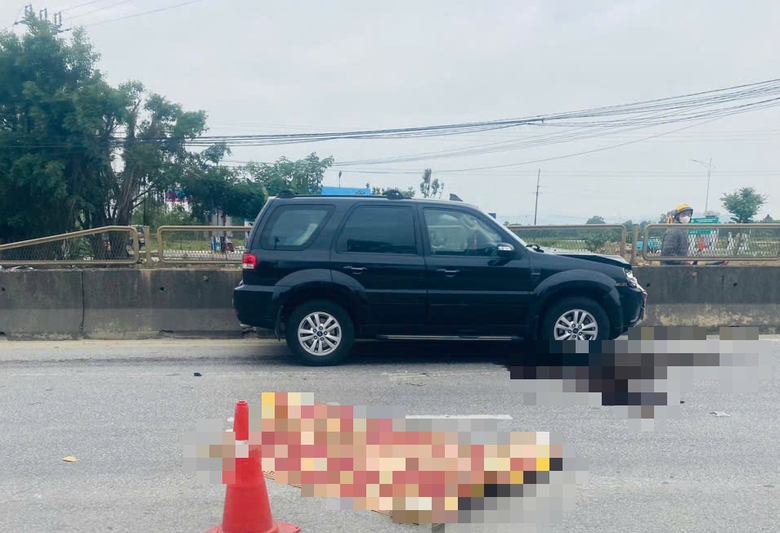 Va chạm xe biển xanh tr&ecirc;n quốc lộ 1, người đ&agrave;n &ocirc;ng tử vong- Ảnh 1.