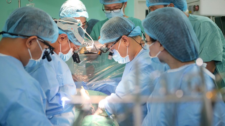 Chạy đua ghép tim xuyên Việt cho bệnh nhân suy tim giai đoạn cuối- Ảnh 2.