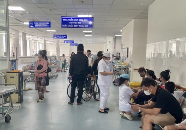 Một cụ &ocirc;ng 71 tuổi tử vong nghi ngộ độc sau khi ăn b&aacute;nh m&igrave;- Ảnh 1.