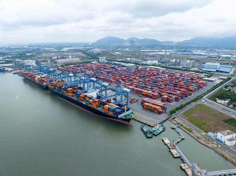 Cảng xanh v&agrave; khu thương mại tự do, mắt x&iacute;ch tăng trưởng kinh tế B&agrave; Rịa - Vũng T&agrave;u- Ảnh 2.