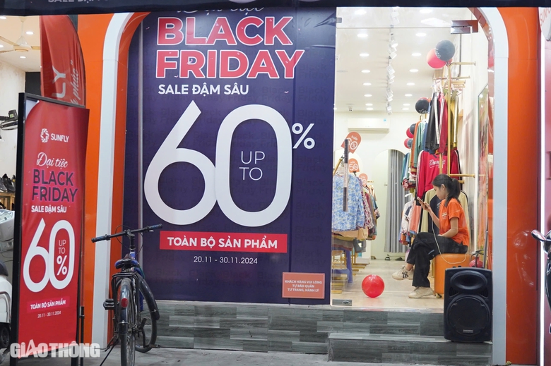 Nhiều sản phẩm tăng gi&aacute; rồi sale off dịp Black Friday- Ảnh 3.