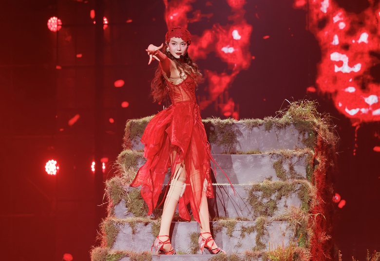 Diva Mỹ Linh xin lỗi Dương Ho&agrave;ng Yến, Thu Phương mong muốn l&agrave;m việc với chị đẹp Kiều Anh- Ảnh 3.