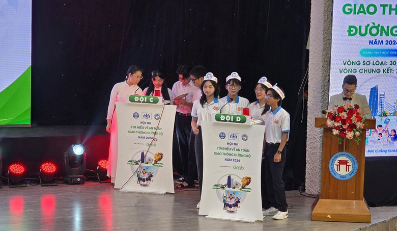 S&ocirc;i nổi Hội thi t&igrave;m hiểu về an to&agrave;n giao th&ocirc;ng đường bộ của học sinh THPT tại Đ&agrave; Nẵng- Ảnh 3.