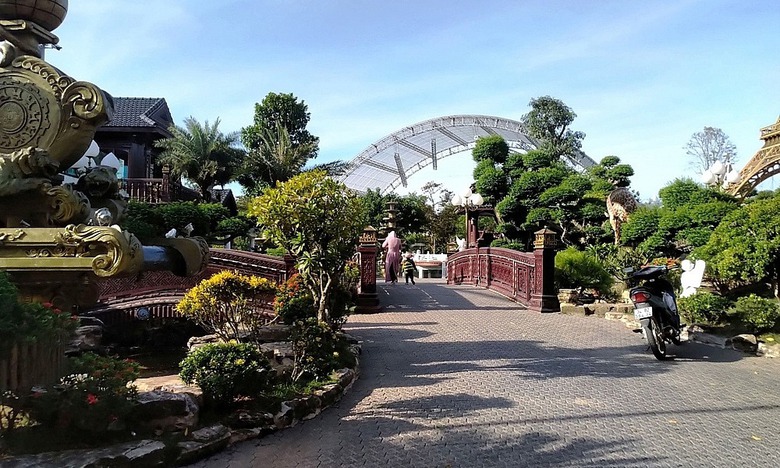 Hải Dương chỉ đạo xử nghi&ecirc;m vi phạm đất đai tại c&ocirc;ng vi&ecirc;n của "đại gia trại lợn"- Ảnh 1.