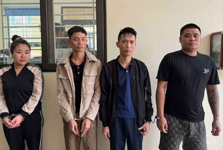 Nữ chủ qu&aacute;n karaoke mua b&aacute;n người chưa đủ 16 tuổi- Ảnh 1.