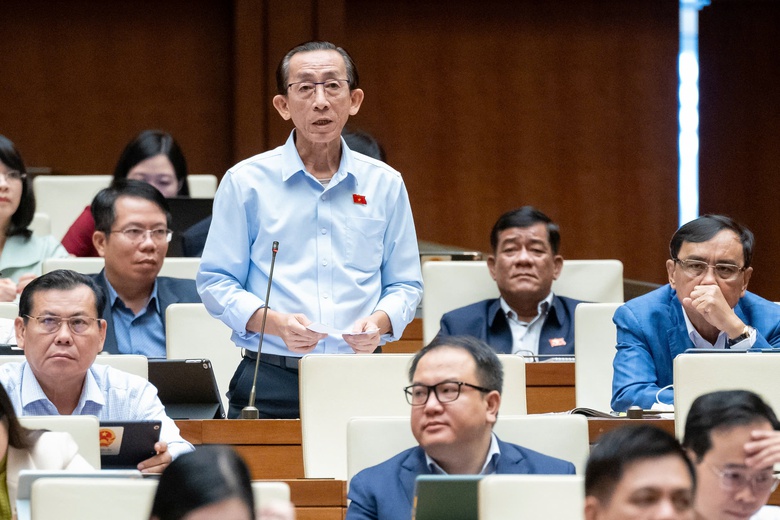Ph&oacute; thủ tướng: Lương v&agrave; phụ cấp gần như kh&ocirc;ng tiết kiệm được- Ảnh 2.