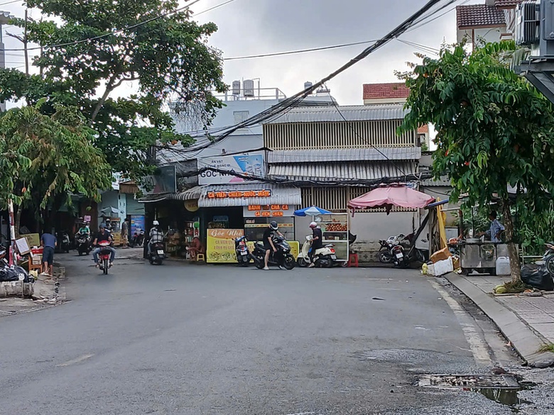 Những con đường bị &ldquo;thắt cổ chai&rdquo; ở trung t&acirc;m Cần Thơ- Ảnh 3.