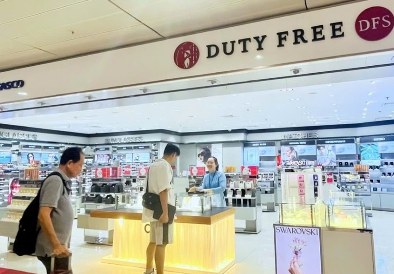 &Ocirc;ng Johnathan Hạnh Nguyễn "bắt tay" với Tập đo&agrave;n miễn thuế Trung Quốc- Ảnh 2.