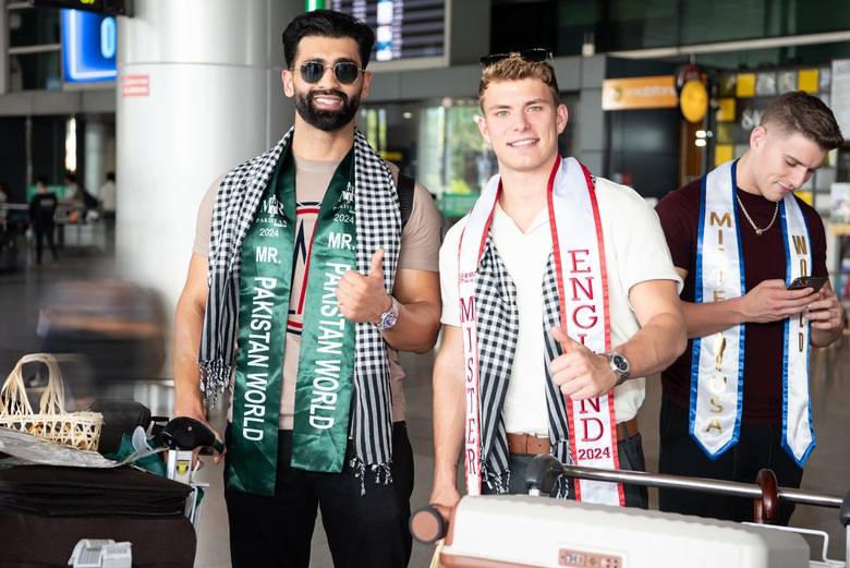 D&agrave;n nam vương điển trai đổ bộ về s&acirc;n bay T&acirc;n Sơn Nhất dự thi Mr World 2024- Ảnh 2.