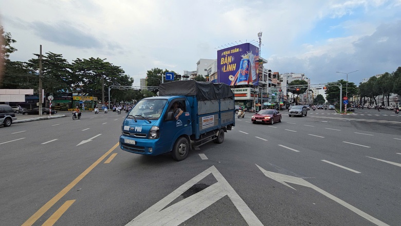 Đ&egrave;n t&iacute;n hiệu ở ng&atilde; năm trung t&acirc;m TP Cần Thơ hoạt động hiệu quả- Ảnh 10.