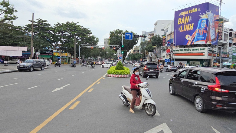 Đ&egrave;n t&iacute;n hiệu ở ng&atilde; năm trung t&acirc;m TP Cần Thơ hoạt động hiệu quả- Ảnh 6.