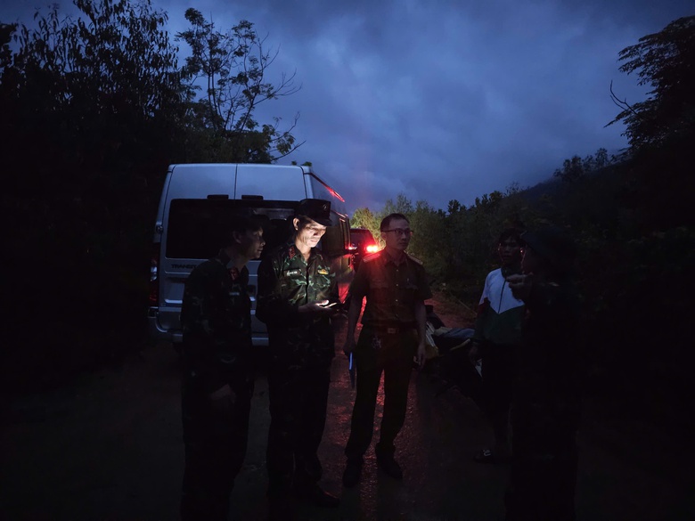 Rơi máy bay quân sự ở Bình Định: Đã tìm thấy 1 phi công- Ảnh 1. Rơi máy bay quân sự ở Bình Định: Đã tìm thấy 1 phi công- Ảnh 1.