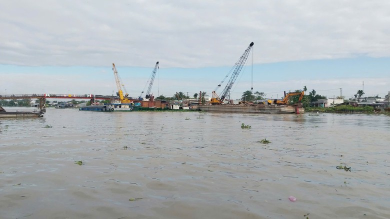 V&igrave; sao nh&agrave; thầu kh&oacute; thi c&ocirc;ng dự &aacute;n n&acirc;ng tĩnh kh&ocirc;ng cầu Sa Đ&eacute;c ở Đồng Th&aacute;p?- Ảnh 1.