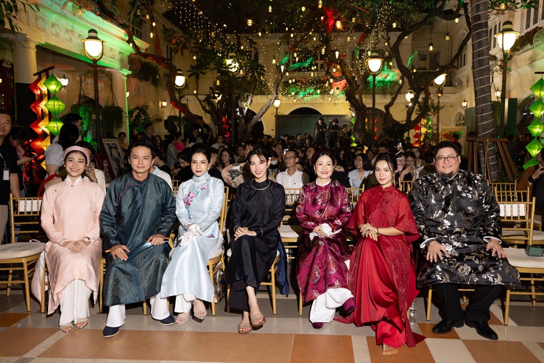 "Linh Miêu - Quỷ nhập tràng" vượt ải kiểm duyệt, ra rạp dán nhãn T18- Ảnh 4. "Linh Miêu - Quỷ nhập tràng" vượt ải kiểm duyệt, ra rạp dán nhãn T18- Ảnh 4.