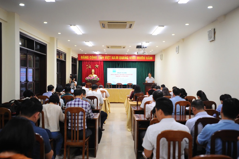 5 đơn vị ký kết giao ước thi đua hướng tới kỷ niệm 80 năm ngành GTVT- Ảnh 1. 5 đơn vị ký kết giao ước thi đua hướng tới kỷ niệm 80 năm ngành GTVT- Ảnh 1.