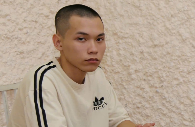 Thiếu ni&ecirc;n đ&acirc;m bạn g&aacute;i v&agrave; chủ nh&agrave; nghỉ trọng thương- Ảnh 1.