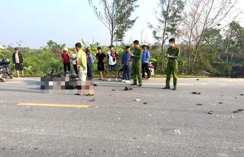 Hiện trường vụ tai nạn khiến nam c&ocirc;ng nh&acirc;n thiệt mạng - Ảnh: Đức T&ugrave;y.