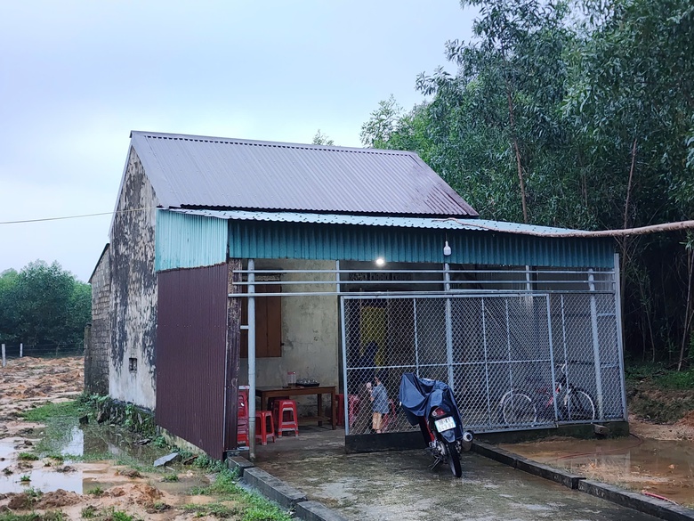 Người phụ nữ tật nguyền gồng g&aacute;nh nu&ocirc;i 2 con thơ sau khi chồng mất do TNGT- Ảnh 3.