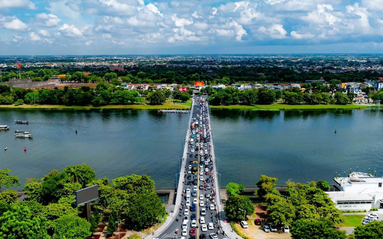 TP Huế trực thuộc Trung ương: Ph&aacute;t triển đồng bộ giữa bảo tồn di sản v&agrave; hạ tầng hiện đại