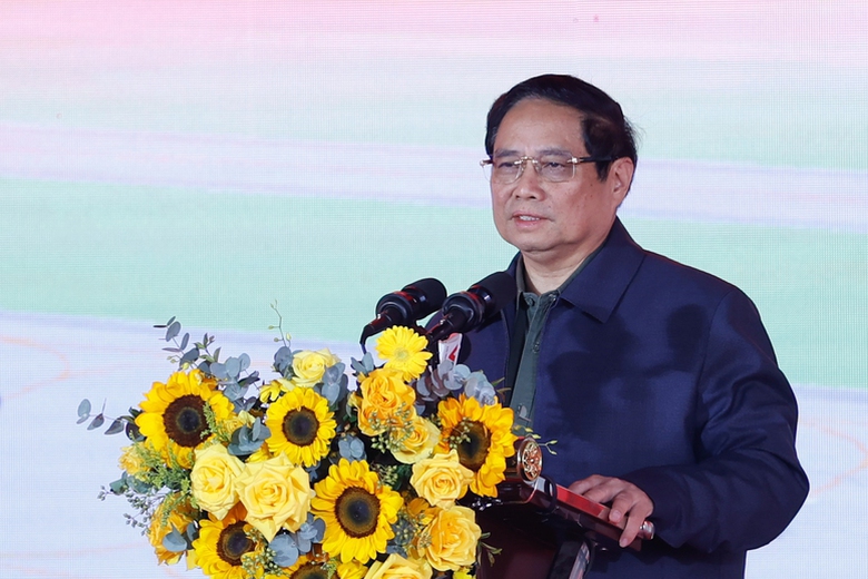 Thủ tướng dự lễ khởi c&ocirc;ng, chốt mốc ho&agrave;n th&agrave;nh dự &aacute;n s&acirc;n bay Gia B&igrave;nh- Ảnh 2.