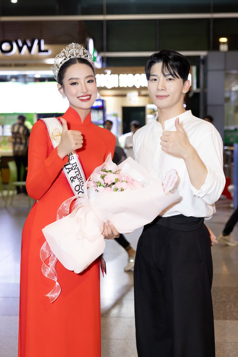 &Aacute; hậu 3 Miss Intercontinental 2024 Kh&aacute;nh Linh về nước: Đại diện Việt Nam thắng lớn 3 năm- Ảnh 4.