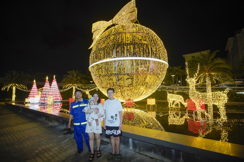 Nh&agrave; ga h&agrave;nh kh&aacute;ch quốc tế Đ&agrave; Nẵng lung linh trước thềm Gi&aacute;ng sinh- Ảnh 7.