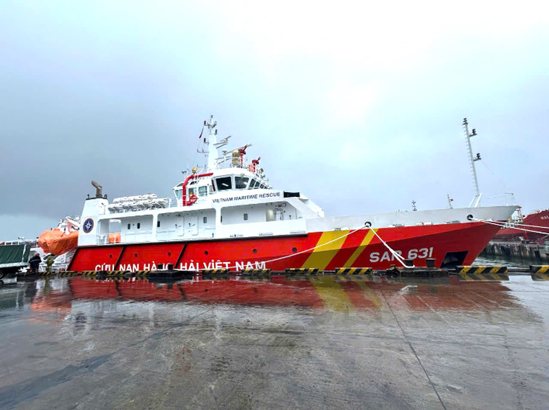 Cứu nạn miền Trung c&oacute; th&ecirc;m t&agrave;u SAR mới- Ảnh 1.