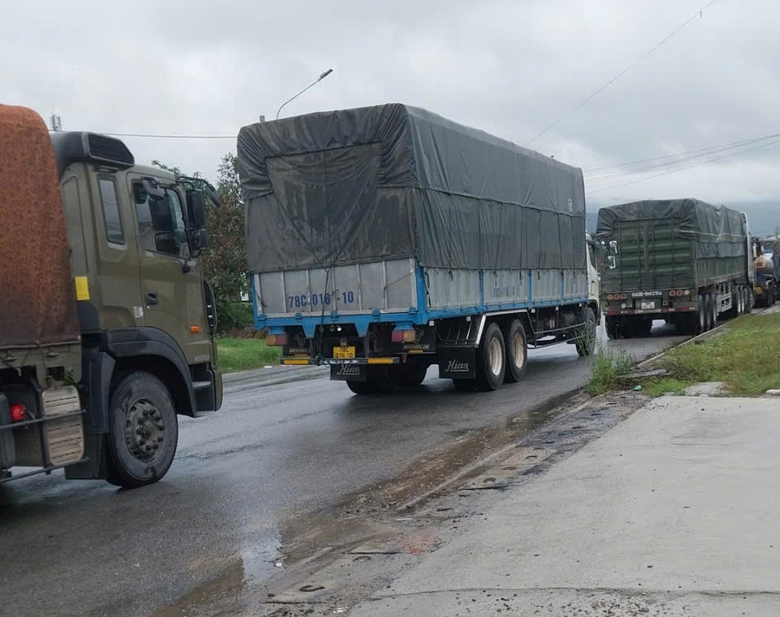 Sạt lở g&acirc;y tắc đ&egrave;o An Kh&ecirc; đang được khắc phục thế n&agrave;o?- Ảnh 3.