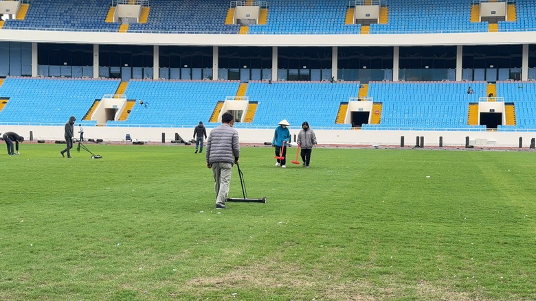 Sân Mỹ Đình có đủ điều kiện tổ chức các trận đấu của tuyển Việt Nam tại AFF Cup?- Ảnh 1. Sân Mỹ Đình có đủ điều kiện tổ chức các trận đấu của tuyển Việt Nam tại AFF Cup?- Ảnh 1.