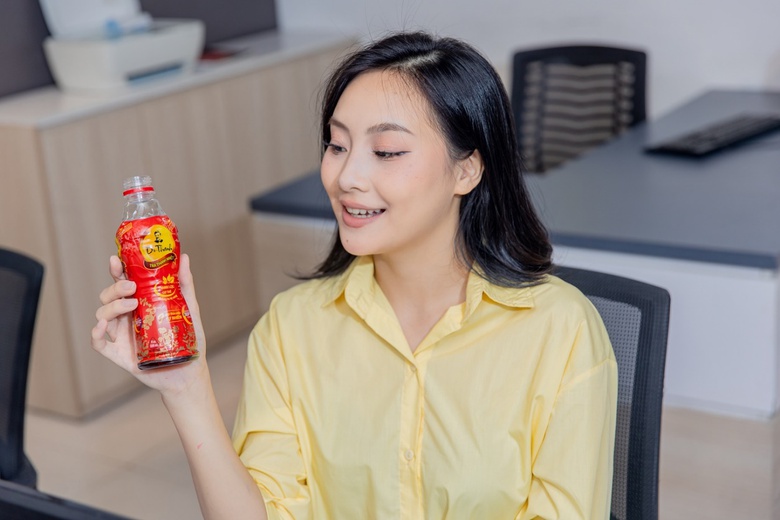 Tết đến gần, người trẻ chọn thanh lọc cơ thể bằng tr&agrave; Dr Thanh- Ảnh 2.