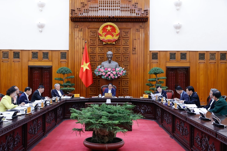 Thủ tướng: Chống "chạy chọt", lợi &iacute;ch c&aacute; nh&acirc;n khi sắp xếp, tinh gọn bộ m&aacute;y- Ảnh 2.