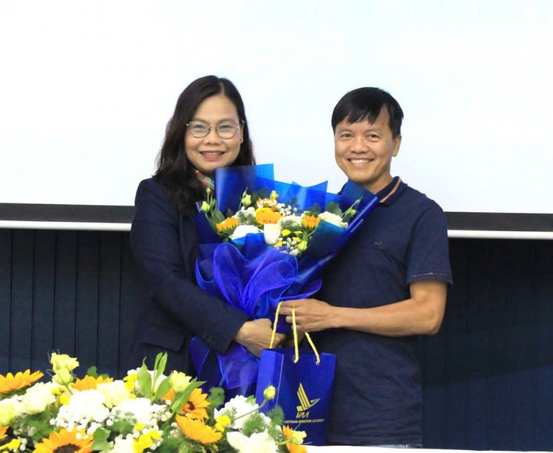 Học viện H&agrave;ng kh&ocirc;ng hợp t&aacute;c đ&agrave;o tạo nh&acirc;n lực m&aacute;y bay kh&ocirc;ng người l&aacute;i- Ảnh 2.