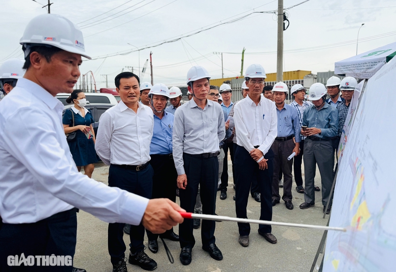 Dự &aacute;n V&agrave;nh đai 3 TP.HCM: Đẩy nhanh GPMB, tập trung thi c&ocirc;ng để dự &aacute;n c&aacute;n đ&iacute;ch đ&uacute;ng hẹn- Ảnh 1.