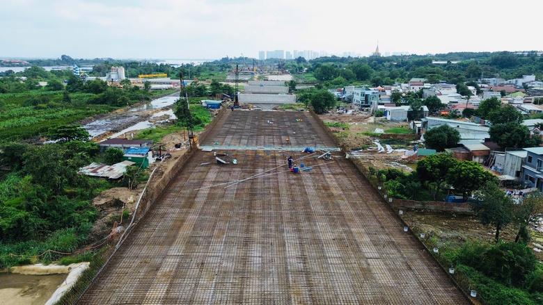 Ng&ocirc;i nh&agrave; lọt thỏm cản tiến độ V&agrave;nh đai 3 TP.HCM- Ảnh 1.