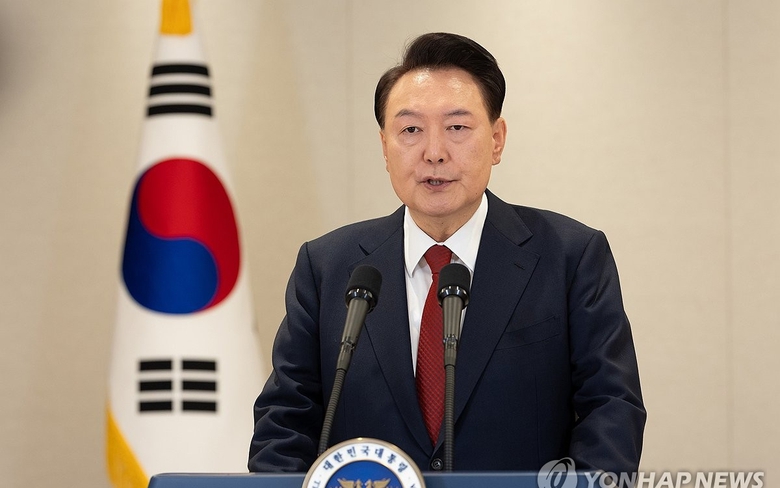 Quốc hội H&agrave;n Quốc th&ocirc;ng qua đề xuất luận tội Tổng thống Yoon Suk Yeol