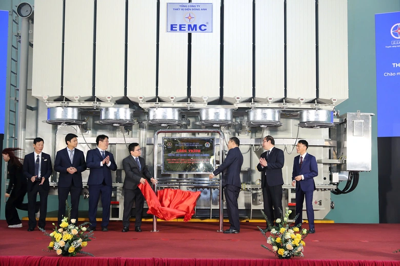 Lần đầu ti&ecirc;n doanh nghiệp Việt chế tạo th&agrave;nh c&ocirc;ng m&aacute;y biến &aacute;p 500kV c&ocirc;ng suất lớn- Ảnh 1.