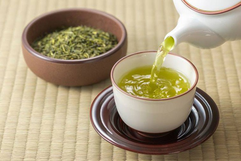 Tr&agrave; xanh cực tốt nhưng một ng&agrave;y uống bao nhi&ecirc;u t&aacute;ch tr&agrave; l&agrave; đủ? - Ảnh 2.