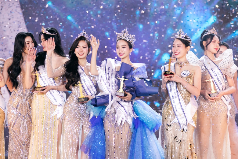 Dương Trà Giang đăng quang Hoa hậu Sinh viên Việt Nam 2024, nhận phần thưởng gần 12 tỷ- Ảnh 1. Dương Trà Giang đăng quang Hoa hậu Sinh viên Việt Nam 2024, nhận phần thưởng gần 12 tỷ- Ảnh 1.