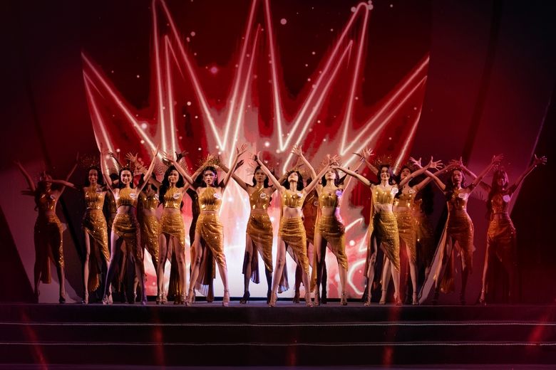 Dương Trà Giang đăng quang Hoa hậu Sinh viên Việt Nam 2024, nhận phần thưởng gần 12 tỷ- Ảnh 5. Dương Trà Giang đăng quang Hoa hậu Sinh viên Việt Nam 2024, nhận phần thưởng gần 12 tỷ- Ảnh 5.