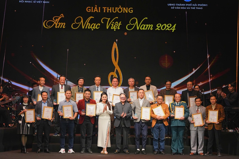 Vinh danh 76 t&aacute;c phẩm tại lễ trao giải thưởng &acirc;m nhạc Việt Nam năm 2024- Ảnh 2.