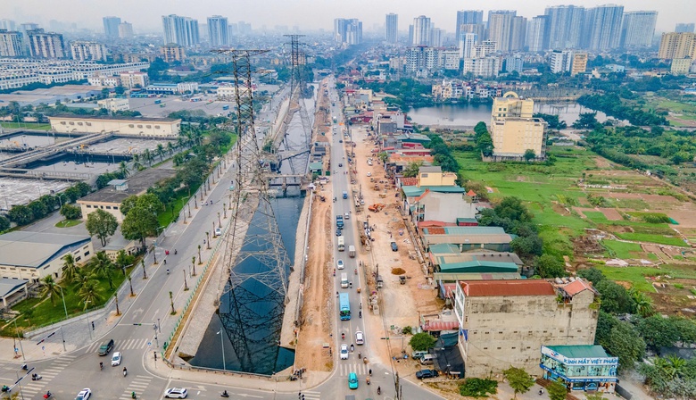Nh&agrave; thầu l&ecirc;n tiếng về th&ocirc;ng tin d&ugrave;ng r&aacute;c thải để thi c&ocirc;ng đường Tam Trinh, H&agrave; Nội- Ảnh 3.